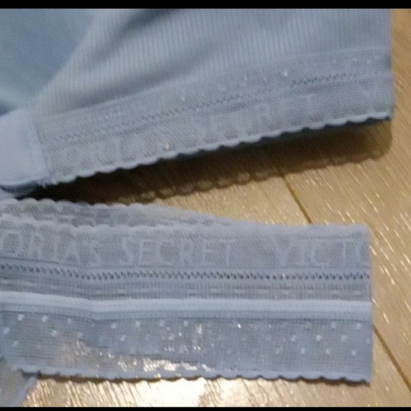 Victoria Secret- Love Cloud  Wireless T-Shirt Bra-32DDD & Matching Thong-XS - Picture 12 of 13